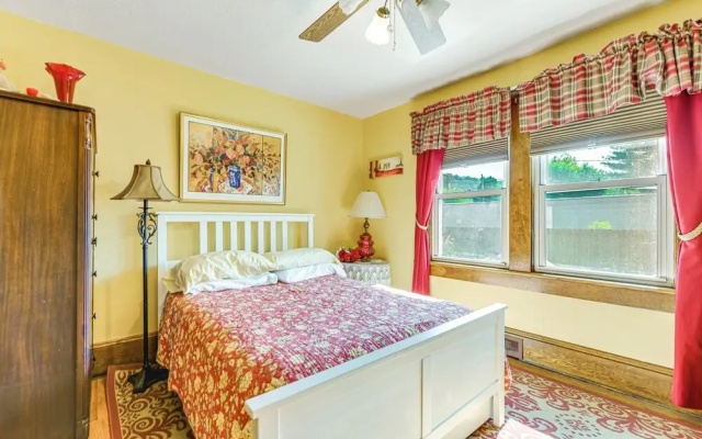 Lovely Waynesville Home w/ Yard: Pet Friendly