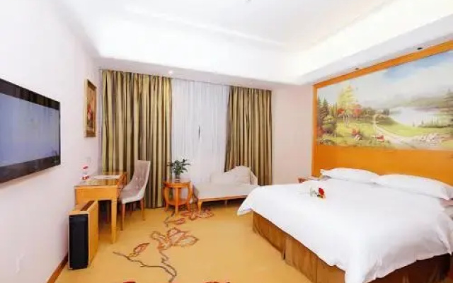 Vienna Hotel Shenzhen Longgang Ainan Road