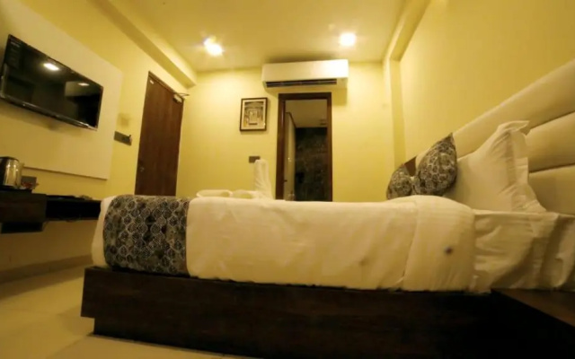 Kanha Hotel