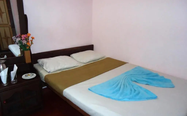 Paradise Inn