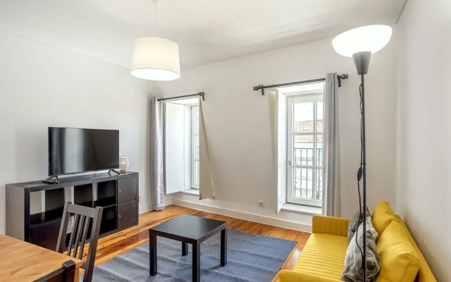 Bairro Alto Typical by Homing