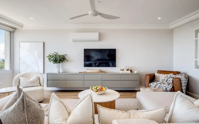 Charming Central Apartment Aquene bay