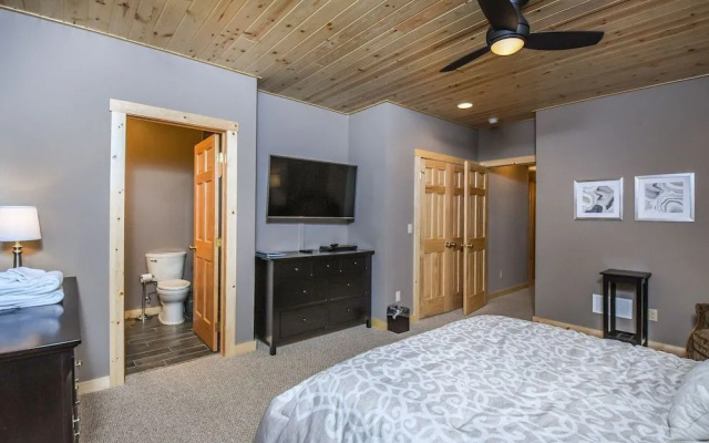 Claralea Lodge by Taylor Made Deep Creek