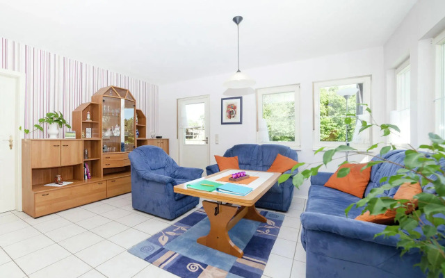 Ferienwohnung in Densberg mit Terrasse