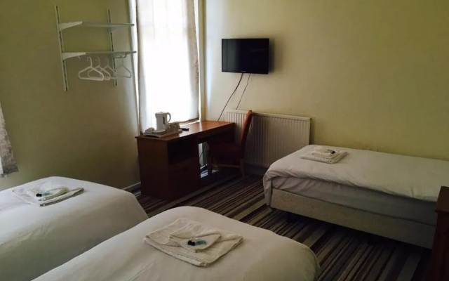 Ebers Hotel
