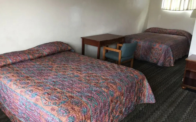 Townhouse Motel
