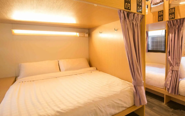 Fun Inn Taipei Hostel