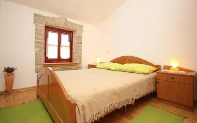Apartments Pifar