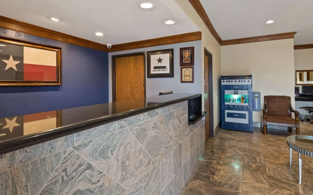 Best Western Regency Inn & Suites