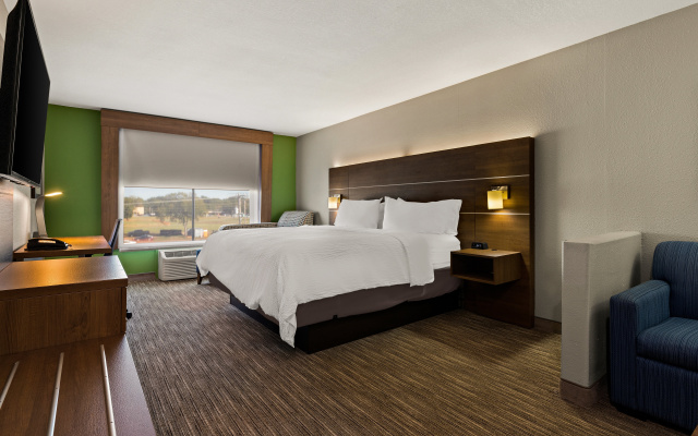 Holiday Inn Express Hotel & Suites Okmulgee by IHG