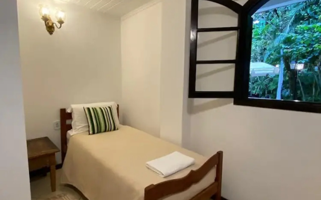 Aratinga inn