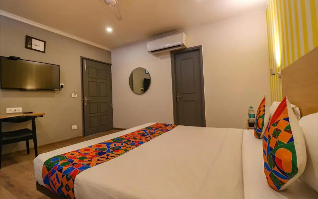 FabHotel Chattarpur Enclave