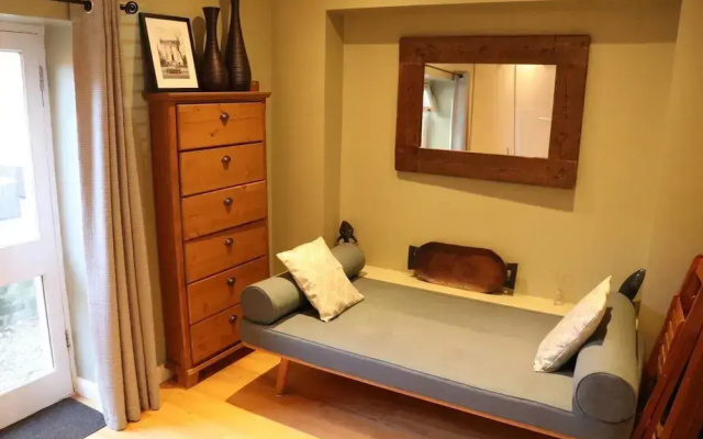2-bed, Sleeps 4, Garden