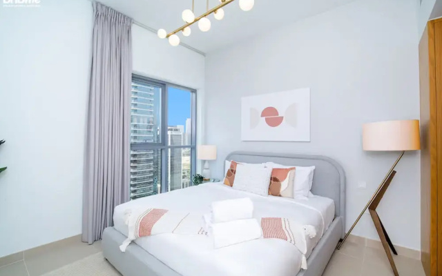 1B-Bellevue Tower 2-1902 by bnbme homes