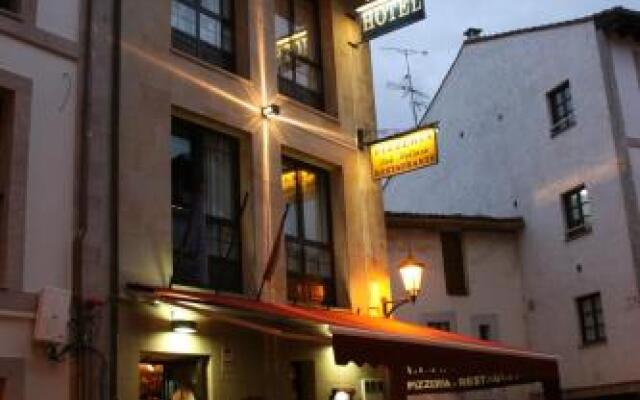 Hotel Los Molinos вид на фасад