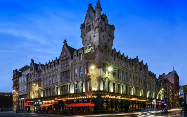 Отель Fraser Suites Glasgow вид на фасад