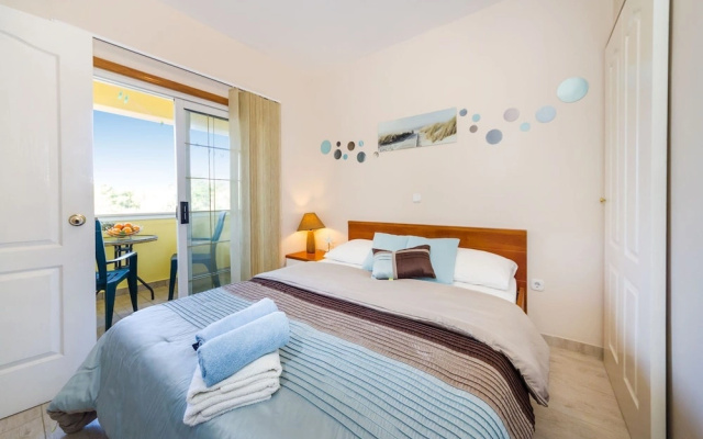 Beachfront Apartment Mareo 6