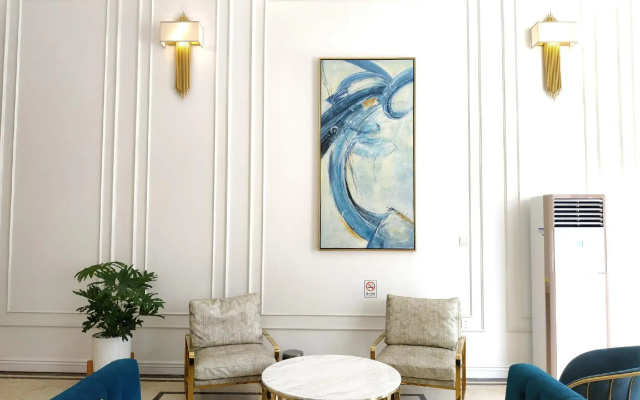 Ngoc Lan Halong Hotel