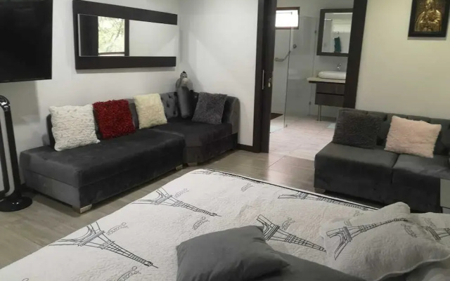 Casa Suyte Leguizamon