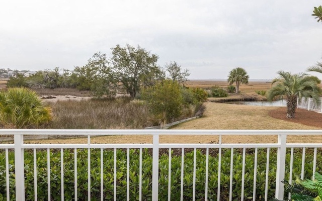 Windward Point Condominiums