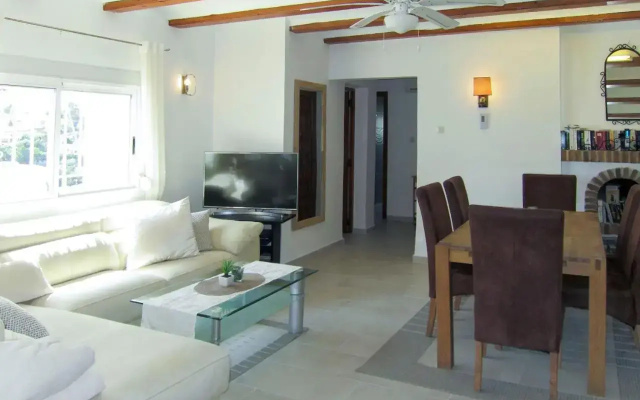 Holiday Home Romantica - DEN100