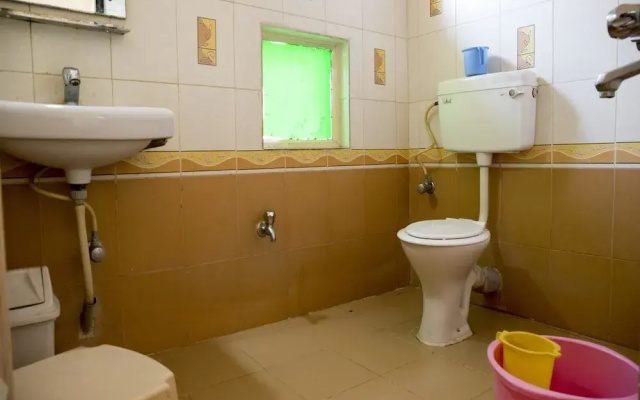 OYO 3886 Hotel Trimurti Heights