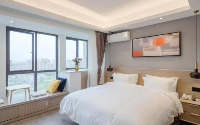 Orange Hotel Hangzhou Jinshahu Yintai Department Store
