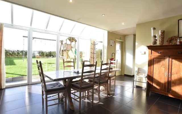 Graceful Holiday Home in Beveren aan de Ijzer With Terrace