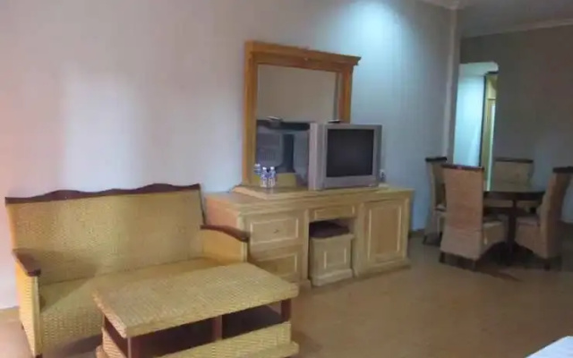 Hotel Griya Serasan Sekundang