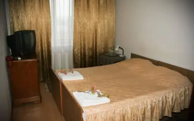 Azalia Hotel