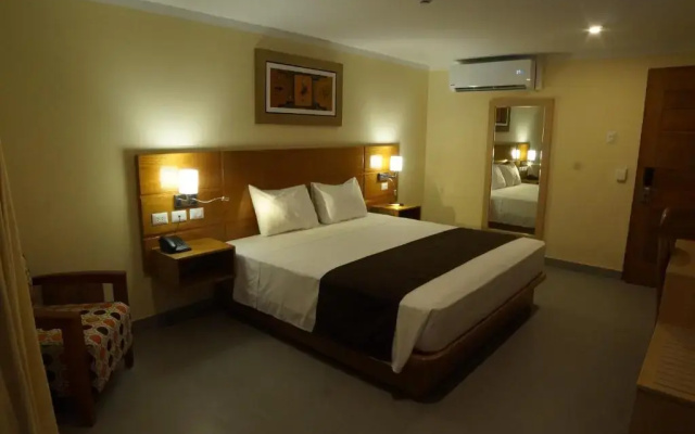 Aguila Dorada Selva Hotel
