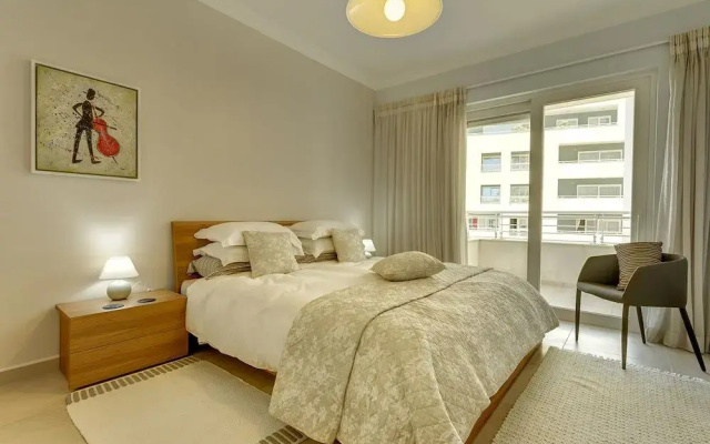 Luxury Apartment inc Pool & Views