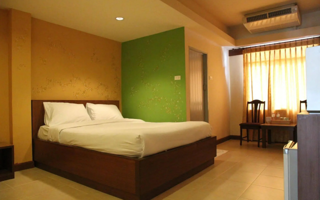 Opal House Hotel & Restaurant