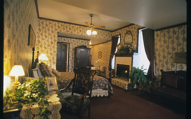 The Globe Inn