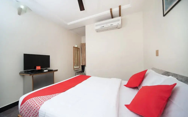Oyo 16890 Hotel Srm Central Park