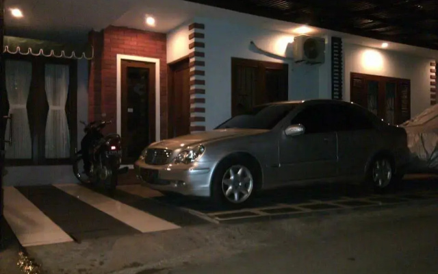 Rumah Kos Tebet Barat House
