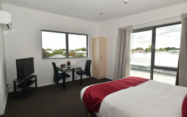Bealey Plaza Motel