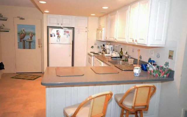 Surfside 84 #14 - 2 Br Condo