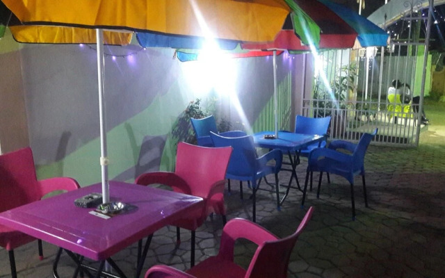 Отель Alexander Plaza Ltd