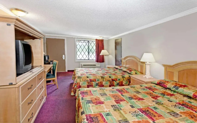 Knights Inn Austell