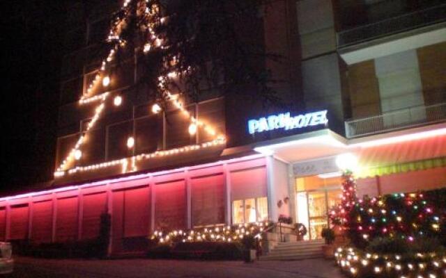 Park Hotel Кьянчиано Терме вид на фасад