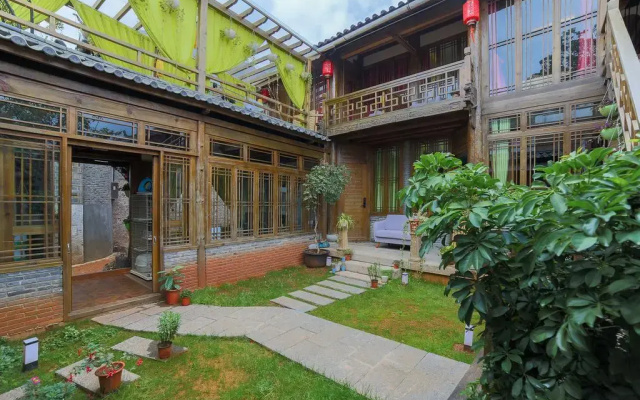 Being Attracted Guest Inn