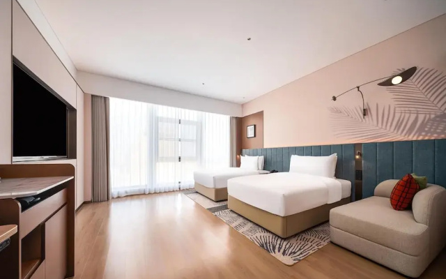 Hilton Garden Inn Xinyang East Railway Station