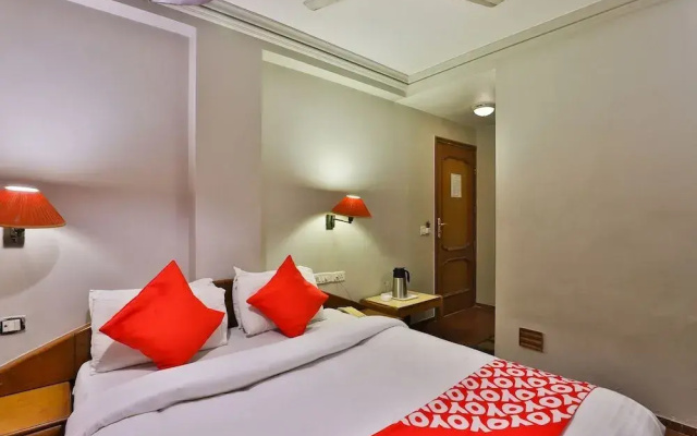 OYO 23288 Hotel Pinnacle