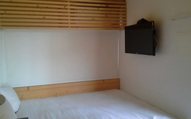 Liv Inn Guest House