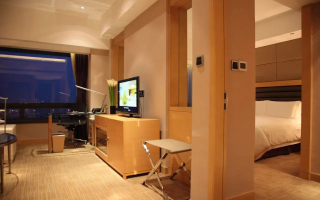 Shanghai Hongqiao Airport Hotel (Air China)
