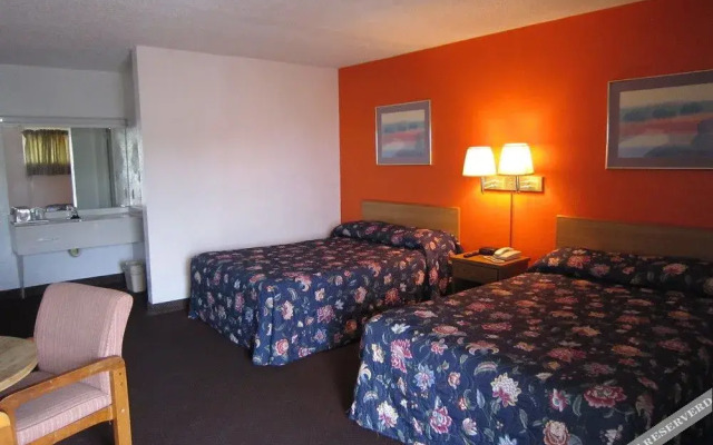 Topeka Plaza Inn