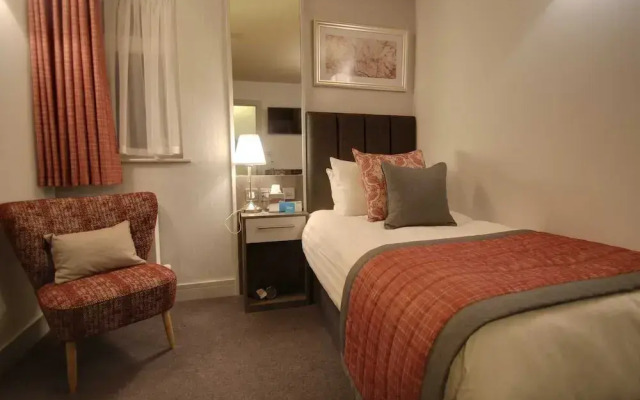 The Suffolk Hotel