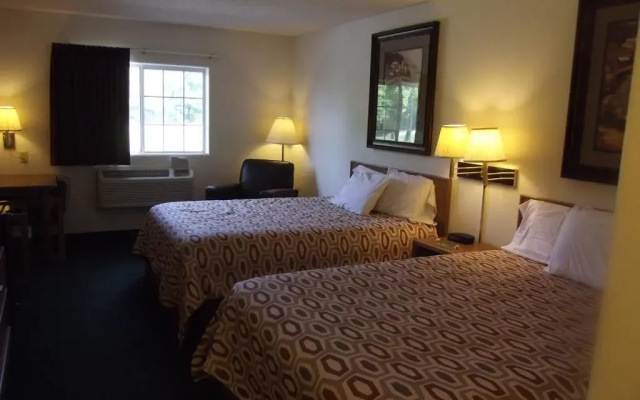 Fullerton Inn