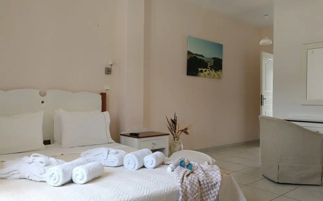 Eight Dimensions Capari Suites Elafonisos